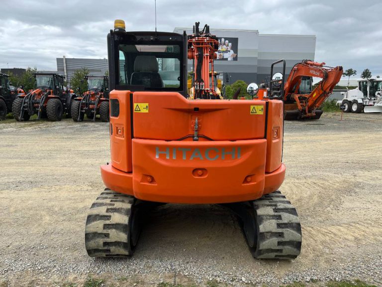 Hitachi1