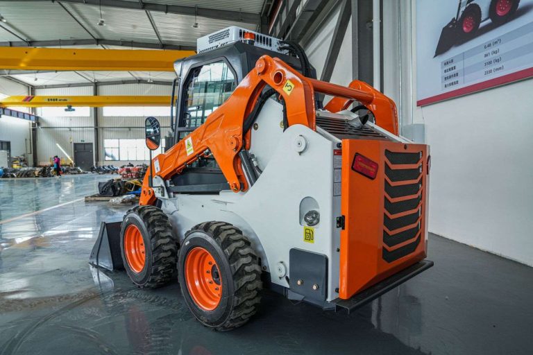 Mini Skid Steer DM08(3)