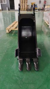DM02 Trenching Bucket