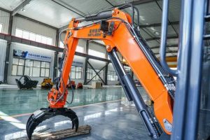 DM25 Excavator