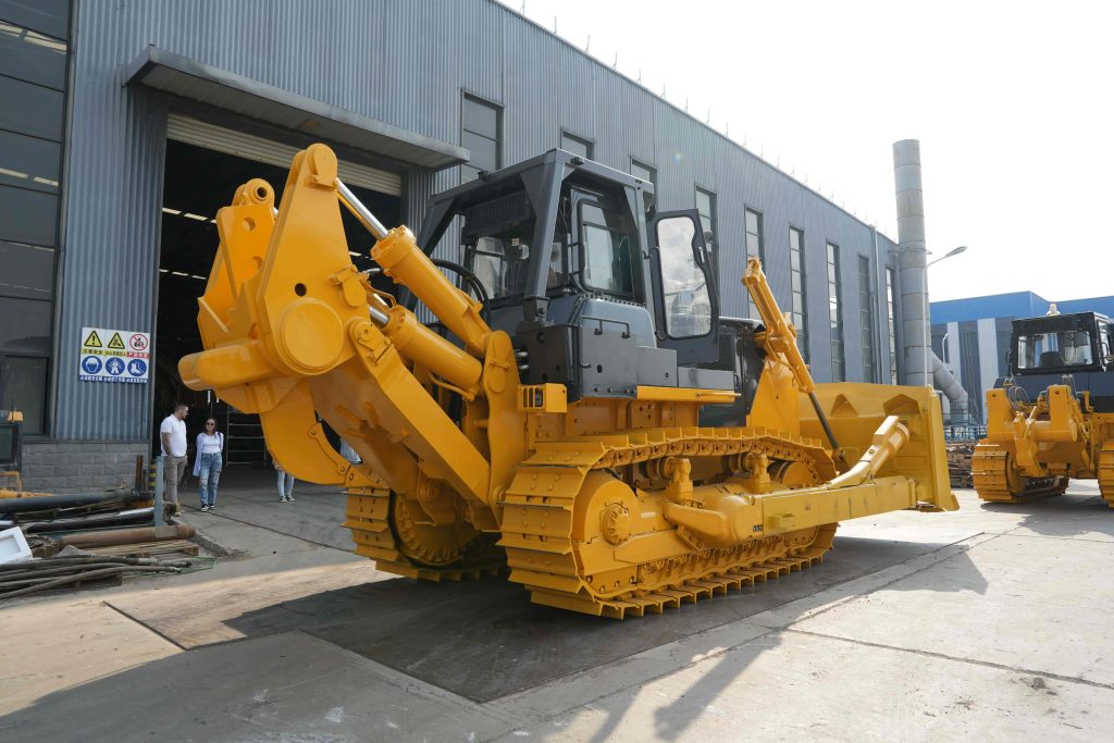 DM32 Bulldozer