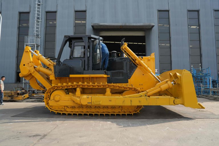 DM32 Bulldozer (17)