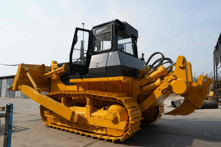 DM32 Bulldozer (3)